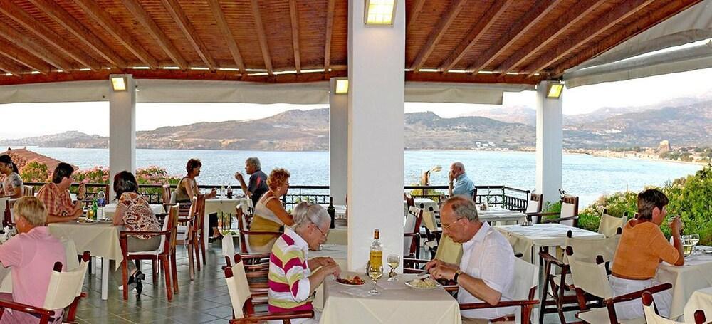 Clara Resort Pétra Eksteriør bilde